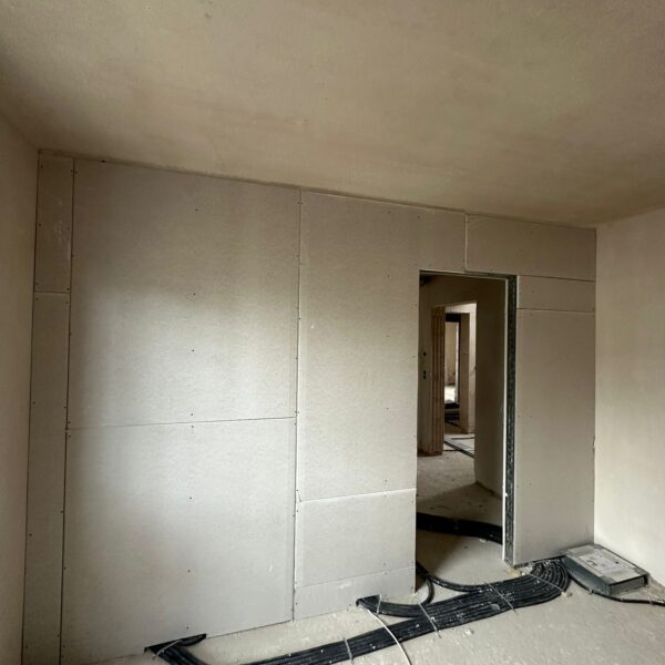 294E0939 86D8 4B15 A5F4 4BF93078C24F 600x600