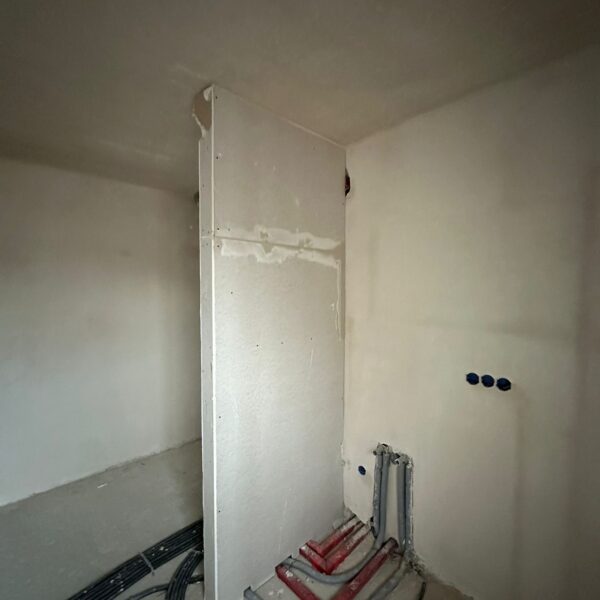 47B44649 6EFD 4E21 996D 5D1C4C55F93A 600x600