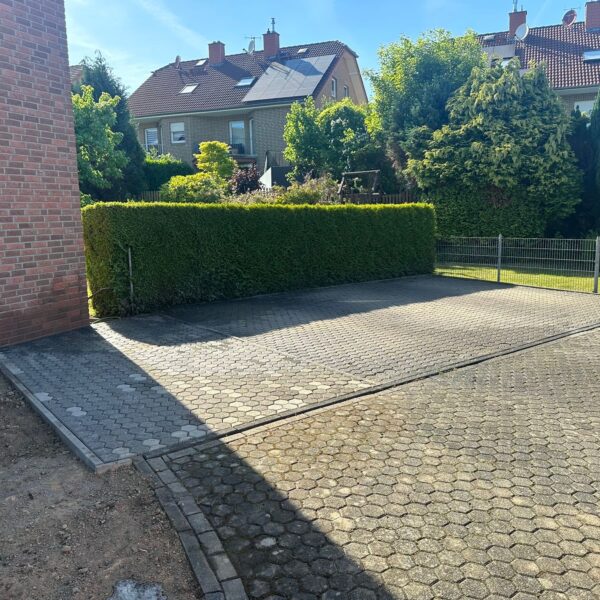 772C2004 6E0C 45DF AFF2 FE76998E914D 600x600