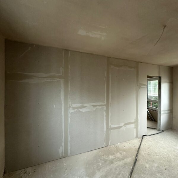 CBA5302C 5564 49F5 8149 6CC906528F3D 600x600